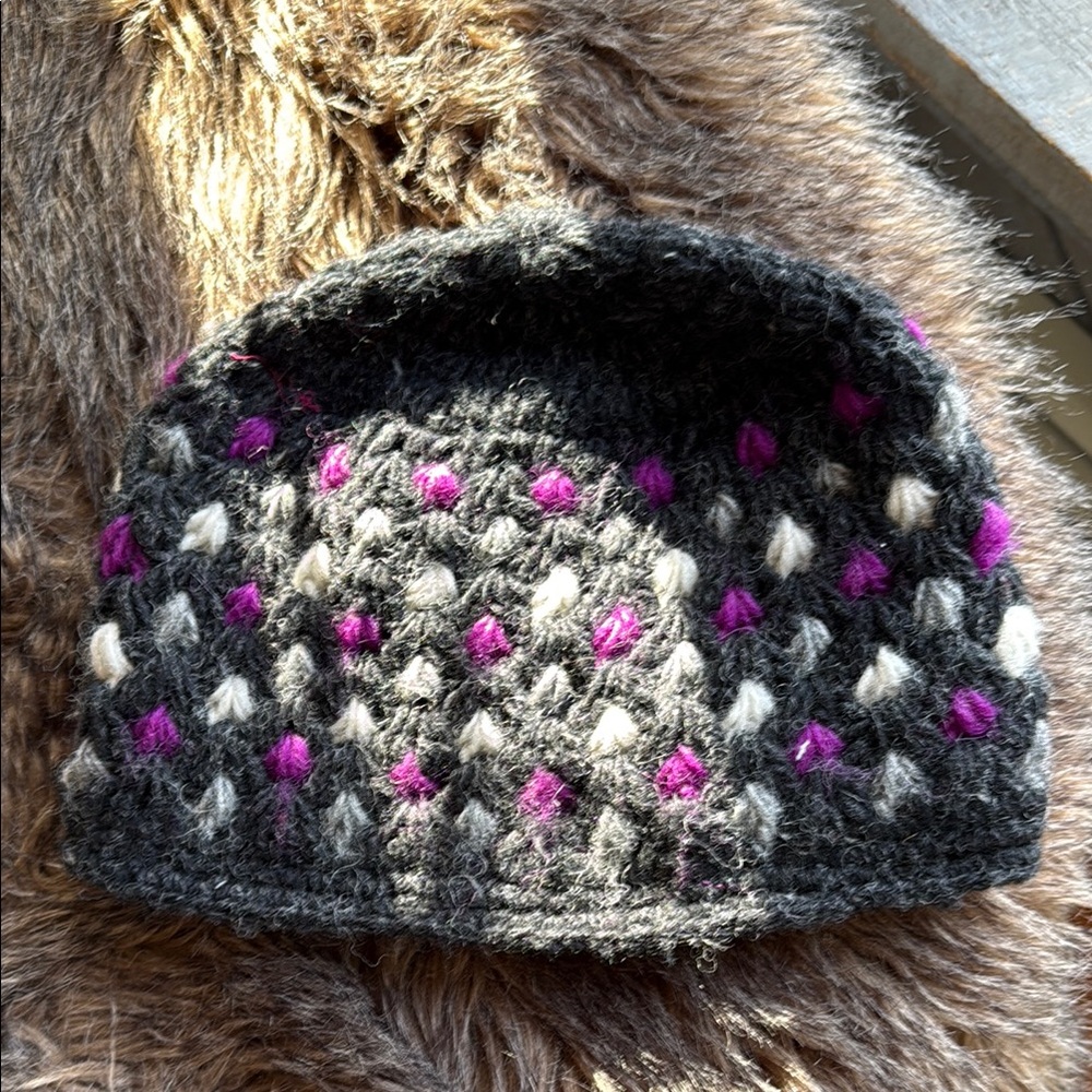 Stylish Gray and Purple Knit Beanie 100% Wool Fleece Lined